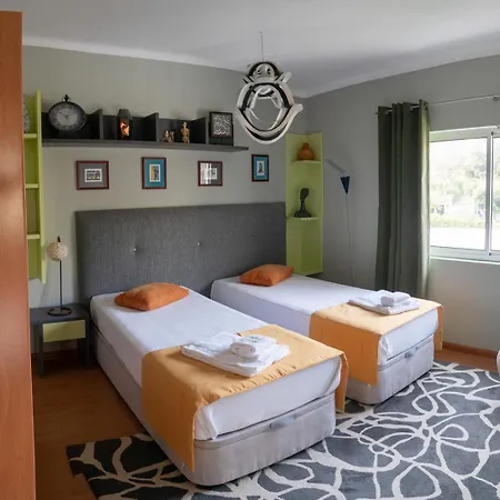 Consuls ポンタ・デルガダ