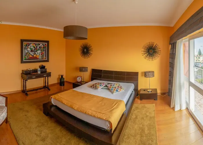 Consuls * Ponta Delgada