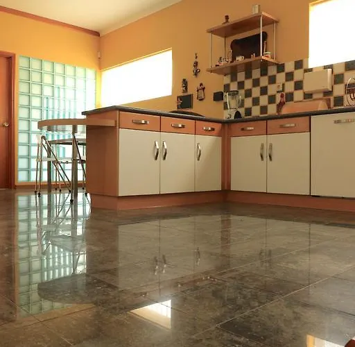 Consuls * Ponta Delgada