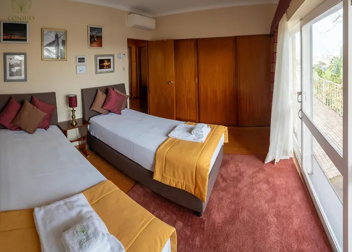 Holiday home Consuls Residence *